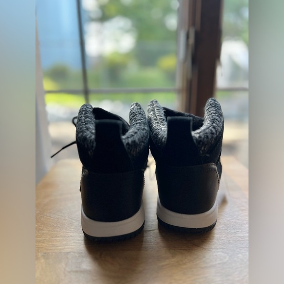 NEW Weatherproof Women's Black Winter Snow Boots Size 7 - Picture 4 of 7